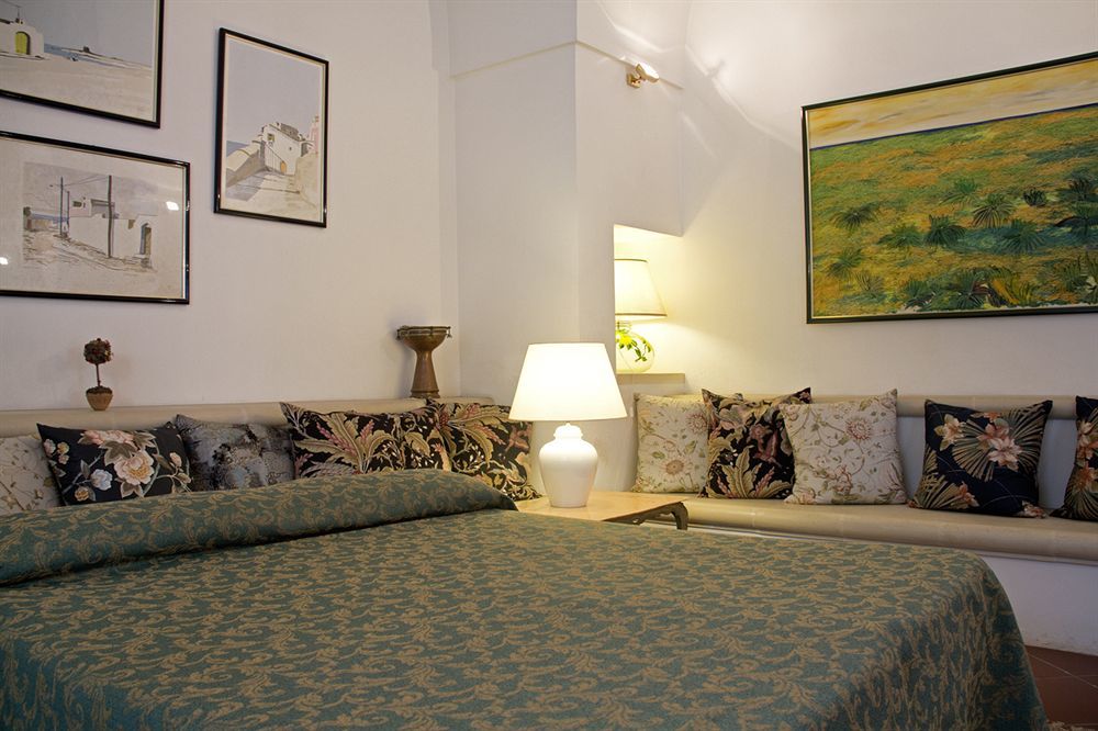 לצ'ה Antica Villa La Viola, Suite With Private Pool מראה חיצוני תמונה