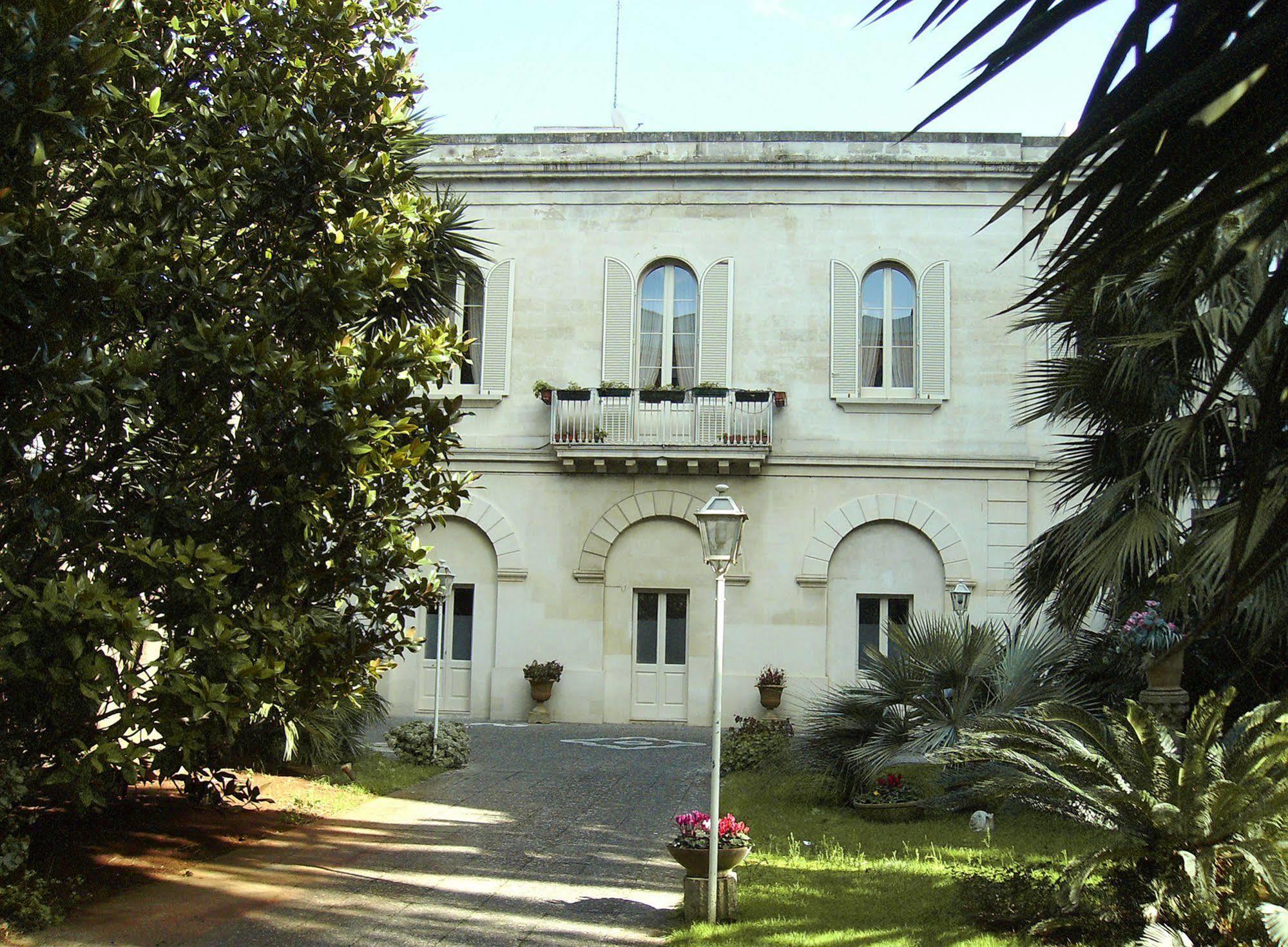 לצ'ה Antica Villa La Viola, Suite With Private Pool מראה חיצוני תמונה