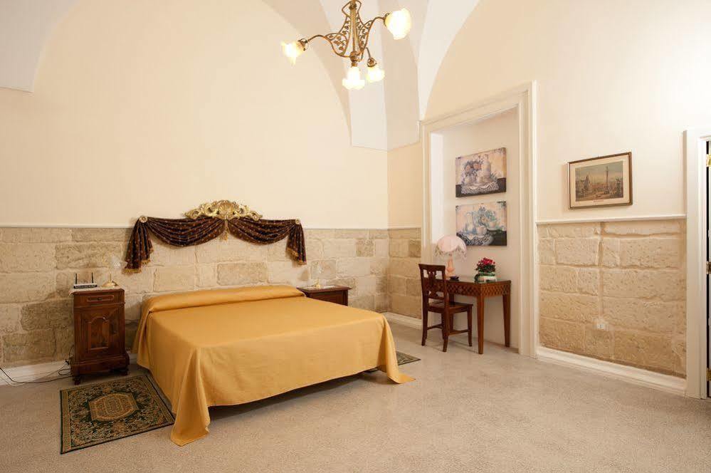לצ'ה Antica Villa La Viola, Suite With Private Pool מראה חיצוני תמונה